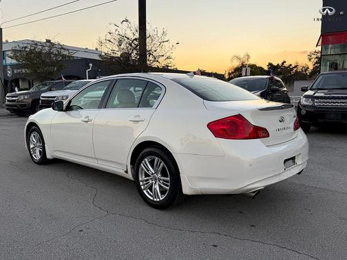 2012 INFINITI G37x Base