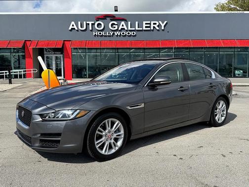 2017 Jaguar XE 25t Premium