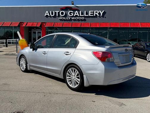 2013 Subaru Impreza 2.0i Premium