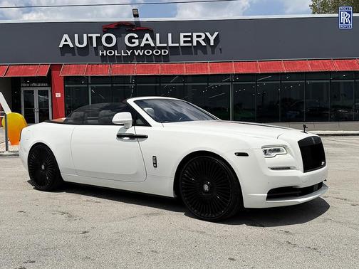 White 2016 Rolls-Royce Dawn