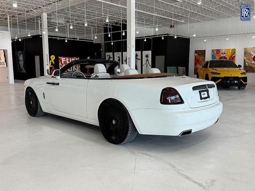 White 2016 Rolls-Royce Dawn