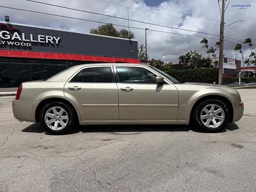2006 Chrysler 300 Touring