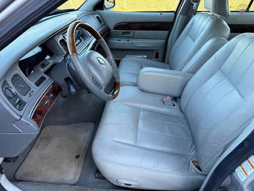 2004 Mercury Grand Marquis LS
