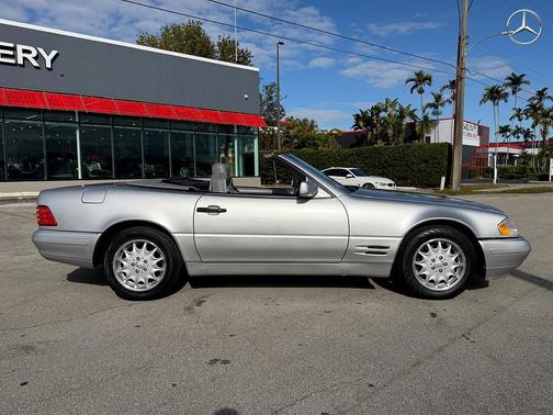 1998 Mercedes-Benz SL-Class Base (A5)