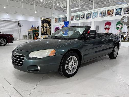 2004 Chrysler Sebring Base