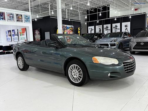 2004 Chrysler Sebring Base