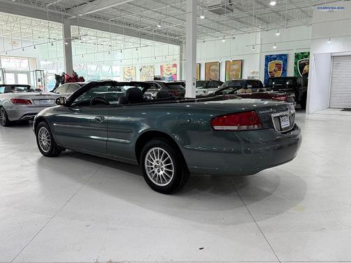 2004 Chrysler Sebring Base
