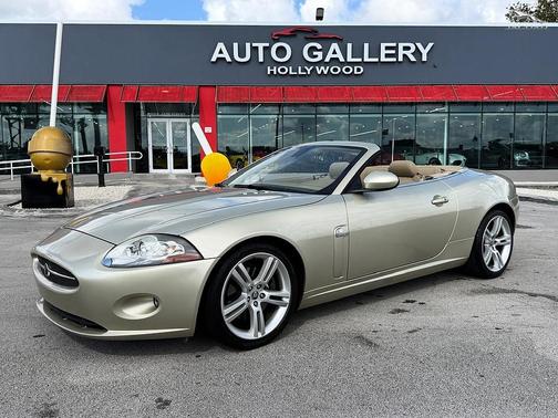 Winter Gold 2007 Jaguar XK Base