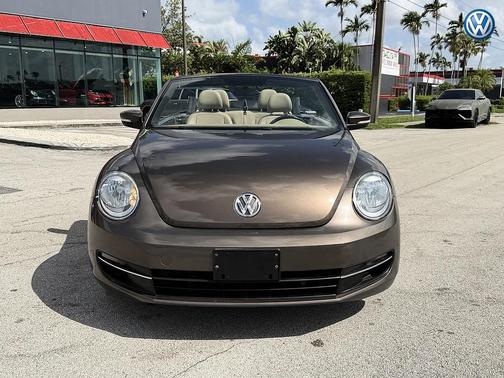Toffee Brown Metallic 2013 Volkswagen Beetle 2.5L