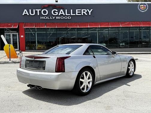 2006 Cadillac XLR Base