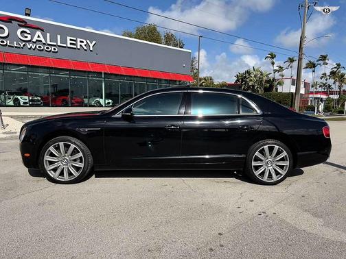 2014 Bentley Flying Spur Base