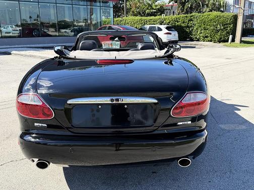 Ebony 2005 Jaguar XK8