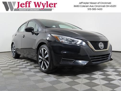 2022 Nissan Versa 1.6 SR