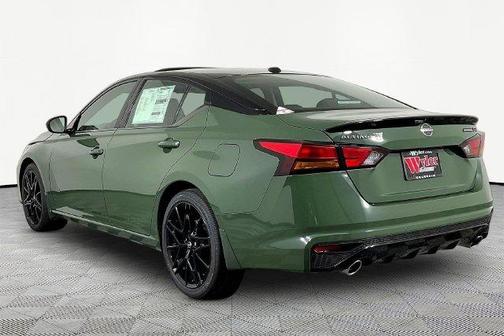 Green 2026 Nissan Altima SR