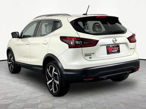 White 2022 Nissan Rogue Sport SL