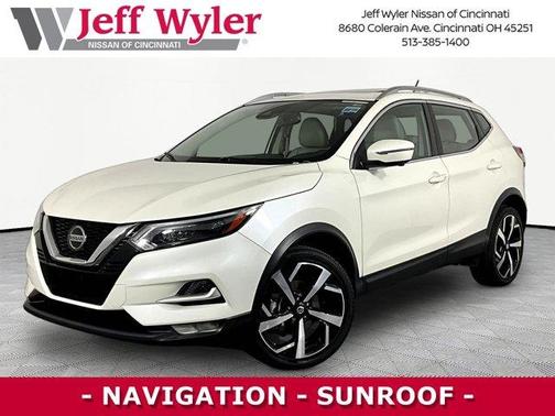 White 2022 Nissan Rogue Sport SL