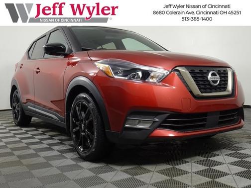 2020 Nissan Kicks SR