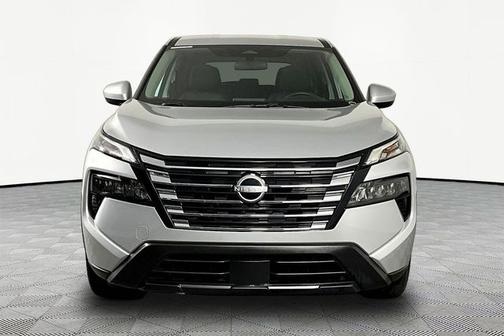 Brilliant Silver Metallic 2025 Nissan Rogue SV