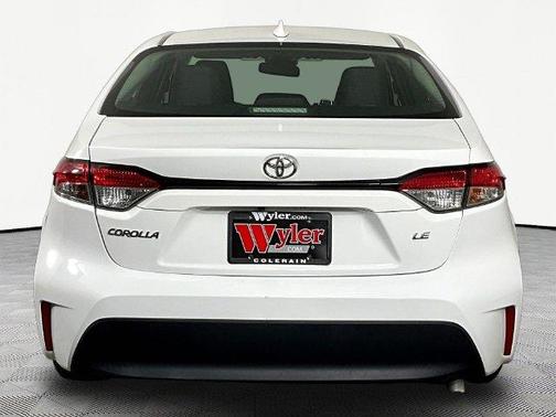 Ice 2023 Toyota Corolla LE