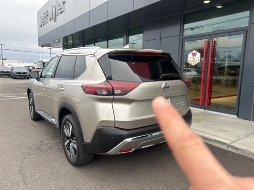 2021 Nissan Rogue Platinum