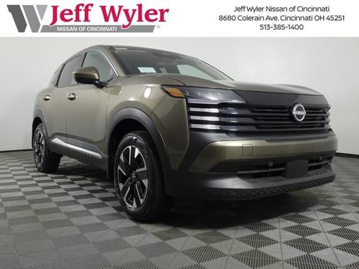 2025 Nissan Kicks SV