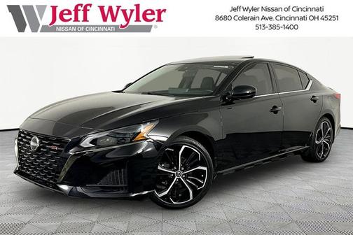 Black 2023 Nissan Altima 2.5 SR