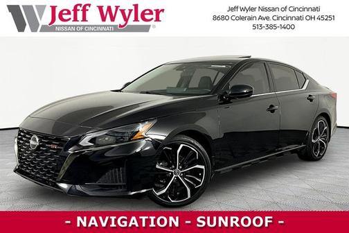 Black 2023 Nissan Altima 2.5 SR