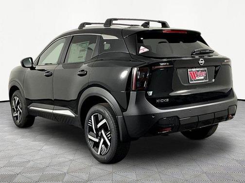 Super Black 2026 Nissan Kicks SV