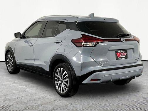Boulder Gray 2021 Nissan Kicks SV