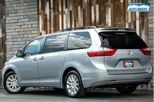 2015 Toyota Sienna XLE