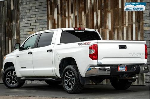 2017 Toyota Tundra SR5