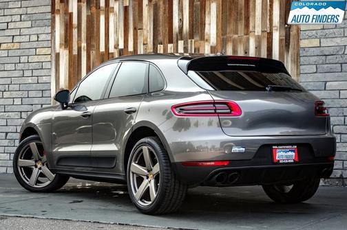 2016 Porsche Macan S