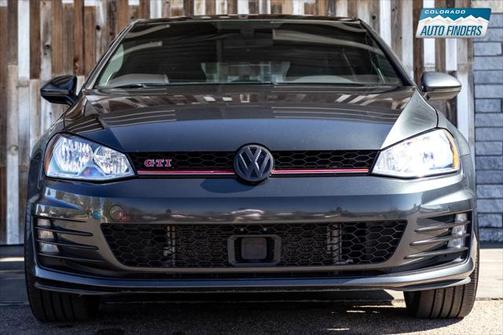 2015 Volkswagen Golf GTI 2.0T Autobahn w/Performance Package 4-Door