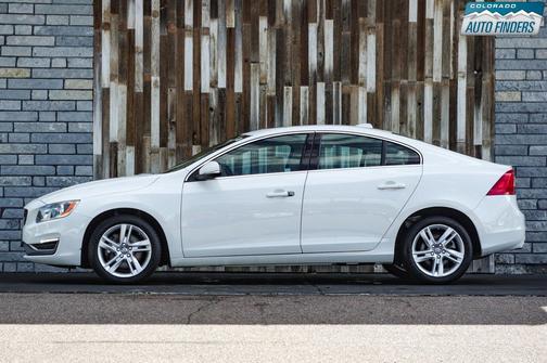 2015 Volvo S60 T5 Premier