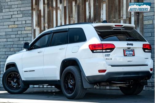 2017 Jeep Grand Cherokee Laredo