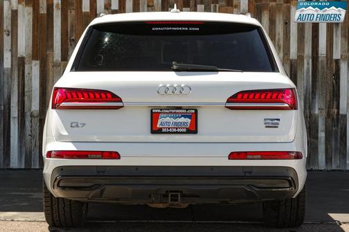 Glacier White Metallic 2020 Audi Q7 55 Prestige