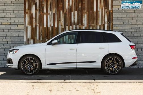 Glacier White Metallic 2020 Audi Q7 55 Prestige