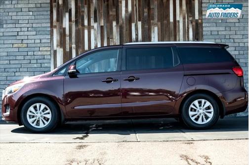 2017 Kia Sedona LX