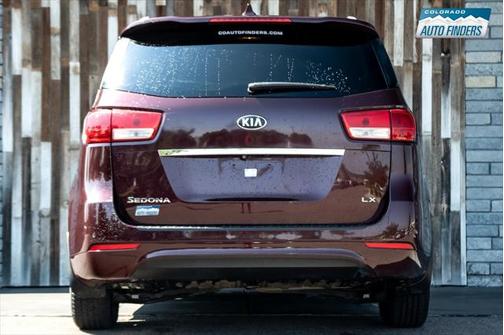 2017 Kia Sedona LX