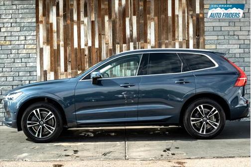 2019 Volvo XC60 T6 Momentum