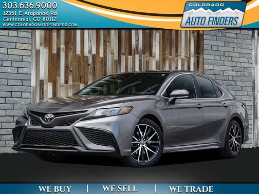 2022 Toyota Camry SE