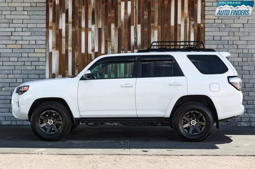 Super White 2021 Toyota 4Runner Trail