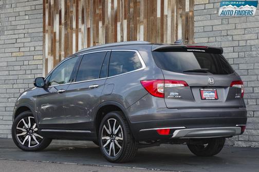 2021 Honda Pilot Touring 8-Passenger