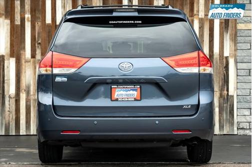 2014 Toyota Sienna XLE
