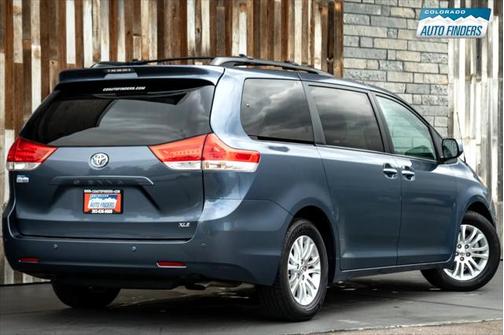 2014 Toyota Sienna XLE