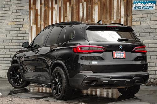 Black 2020 BMW X5 xDrive40i