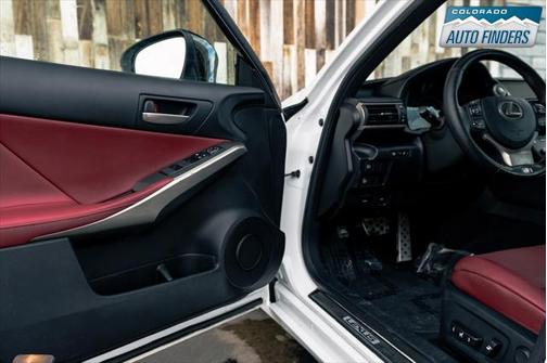 2018 Lexus IS 300 Base