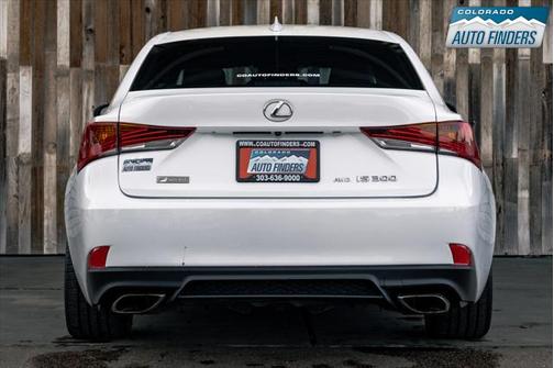 2018 Lexus IS 300 Base