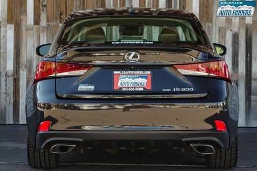 2018 Lexus IS 300 Base