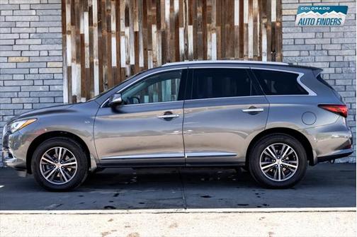 2017 INFINITI QX60 Base